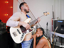 Slapping The Skin - A Guitarist And Ebony Asteria Diamond In Reality Interracial