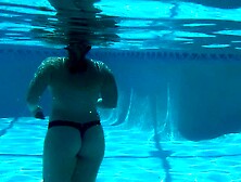 Bbw Underwater