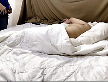 Step sister's Lust Is Unstoppable Seeing Her Sister-in-Law Naked