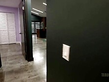 Sexy Realtor Lets Me Screw Her Just To Sell My Abode - Gia Vendetti - Taboo Heat - Luke Longly