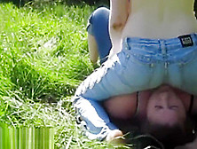 Field fight - Real Girls Fighting Facesitting Outdoor