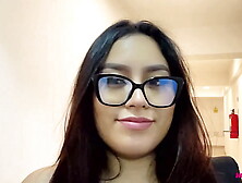 Universitaria de gran culo,  pasando su primer casting - Kassandra Miller