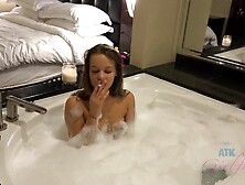 Sex hungry Liza Rowe's reality action