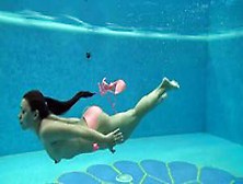 Sazan Cheharda On And Underwater Naked Swimming