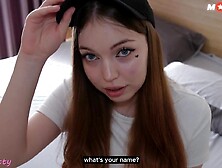 Drilled en ung kurer pige