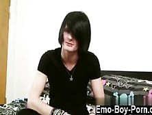 3Gp Video Of Emoboy Sex Hot Dutch Emo Dude Aiden Flew I