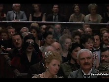 Laure Marsac - Interview With The Vampire (1994). mp4