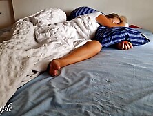 Waking up the wife in the morning with hard dick HOMEMADE AMATEUR