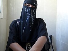 Graceful SouzanHalabi at cumshot movie