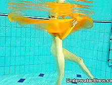 Underwatershow Video: Nastya