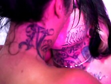 Bandits - Suspenseful action sex thriller, sex between women