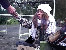 Outdoor fucking experience with alluring brunette Bunny Baby