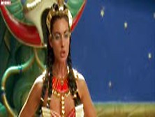 Noémie Lenoir In Asterix And Obelix Meet Cleopatra (2002)