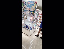 Full Hd店員パンチラ