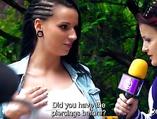 Bums Besuch - Jolee Love Seduces And Bangs Amateur Guy 1 - Jolee Love