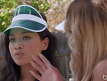 honey gold et mercedes carrera lesbienne