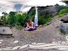 Yanks Babes Endza & Sierra - Luscious Licking