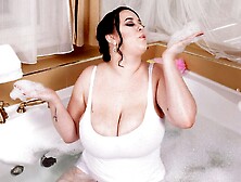 Bbw Brunette Lila Payne Shows Off Her Naked Boobies On Cam