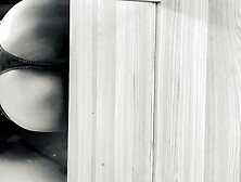 Mi hermanastra viene a mamar cuando su novio se va a trabajar