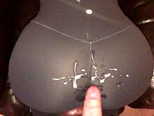 Climax all over the rear-end of her leggings and rubbing it in
