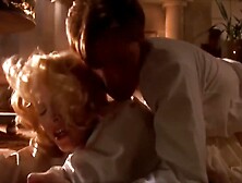 Madonna, Julianne Moore, Shawn Lusader- Body of Evidence (1993) 2