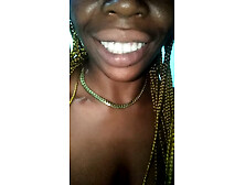 She let bottle of water in her horny pussy