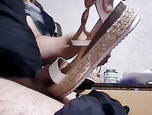 Calzado de mi ex novia para masturbarme