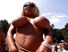 Up Close With Giant Tit Dancers At Nudes A Poppin