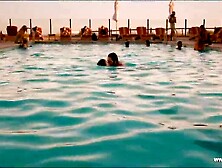 Leslie Mann Naked Scenes - This is 40 - HD