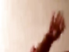 Blonde girl flhashing all in periscope