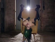 Valentina Nappi play with a Dildo