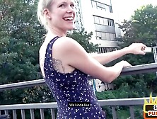 Blonde amateur babe cockbouncing outdoor