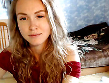 Gorgeous blonde amateur showing off her sexy feet and toes on the webcam