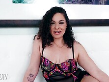 Buttplug Betty B Dual Face Fuck - Buttplug Betty B