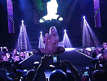 hot public sexfair show