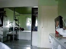 Exotic arse popping livecam dance