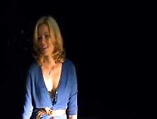Elizabeth Banks - The Details