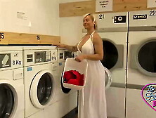 Kim,  41 years mature,  a milf looking for sensations