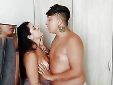 I Cheat My Stepsister with a Sex Toy - Porn in Spanish