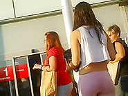 Thong Outline In Pink Leggings