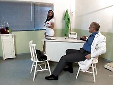 Cazz Woman is back and the world trembles (Porn)