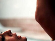 Hot Busty Milf Mariska 4K