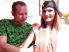 Car Blowjob!! We Eat Her Pussy After Lunch: Holly Banks