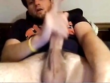 Str8 Guy Strokes Big Cock on Webcam