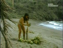 Isabel Quintanar In Mujeres Salvajes (1984)