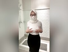 Stepsister Caught Showing Off Her Big Body And Breasts