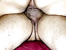 Mi hermanastra estaba caliente y me la cogí