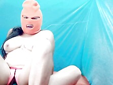 My stepsister finds a sheet thief in her apartment and they start fucking very intensely with real orgasms