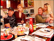 Una Troia in Famiglia Vol. one - Episode one