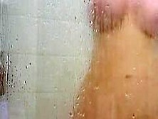 Abigaiil Morris Nude Shower Leak